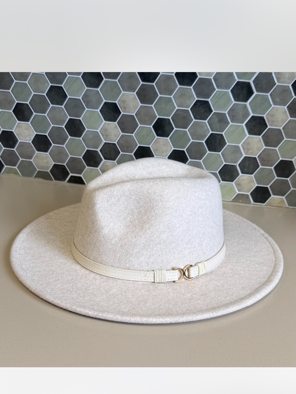 Womens Wide Brim Felt Fedora Hat in Ivory with Gold Accent